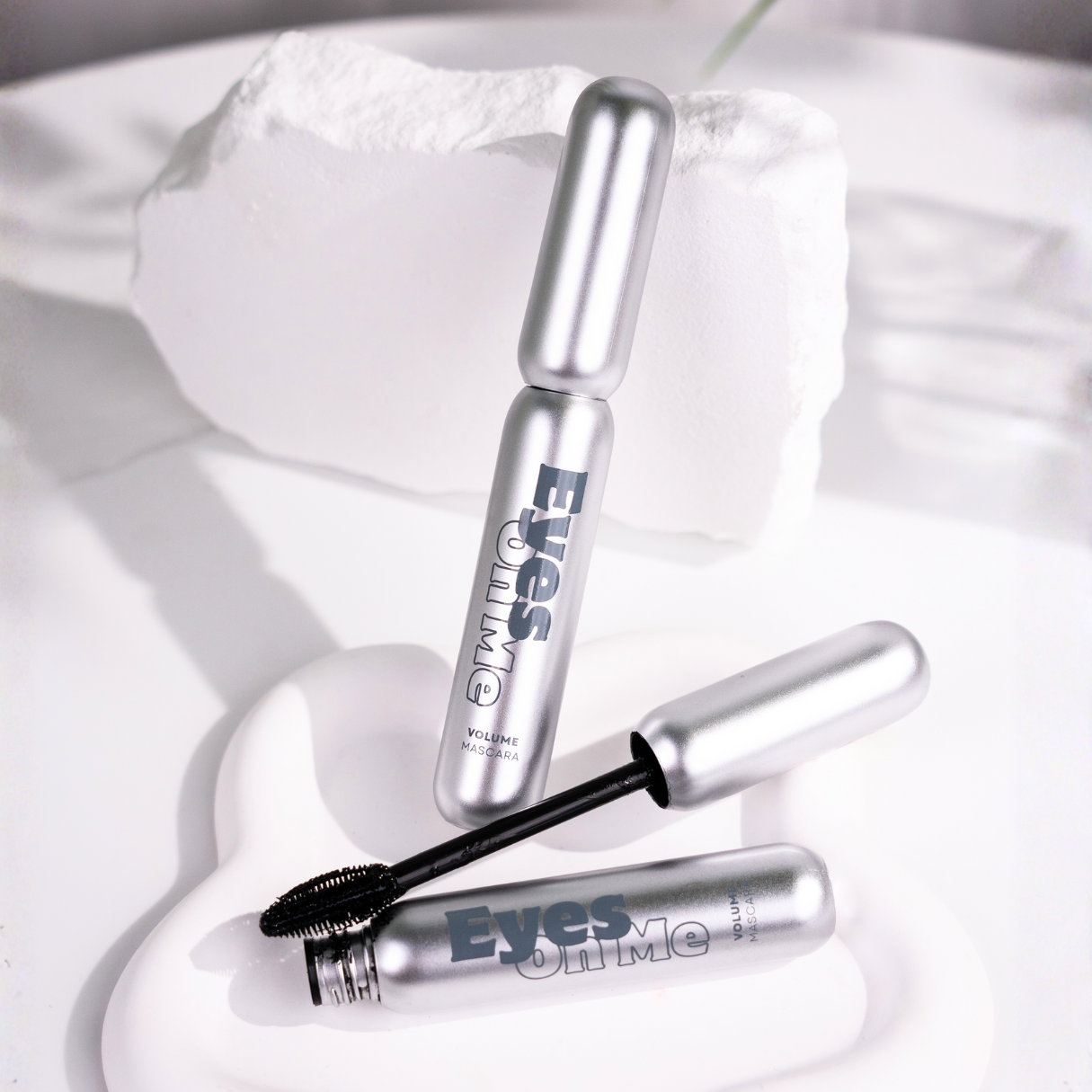 Eyes on Me - Volume Mascara
